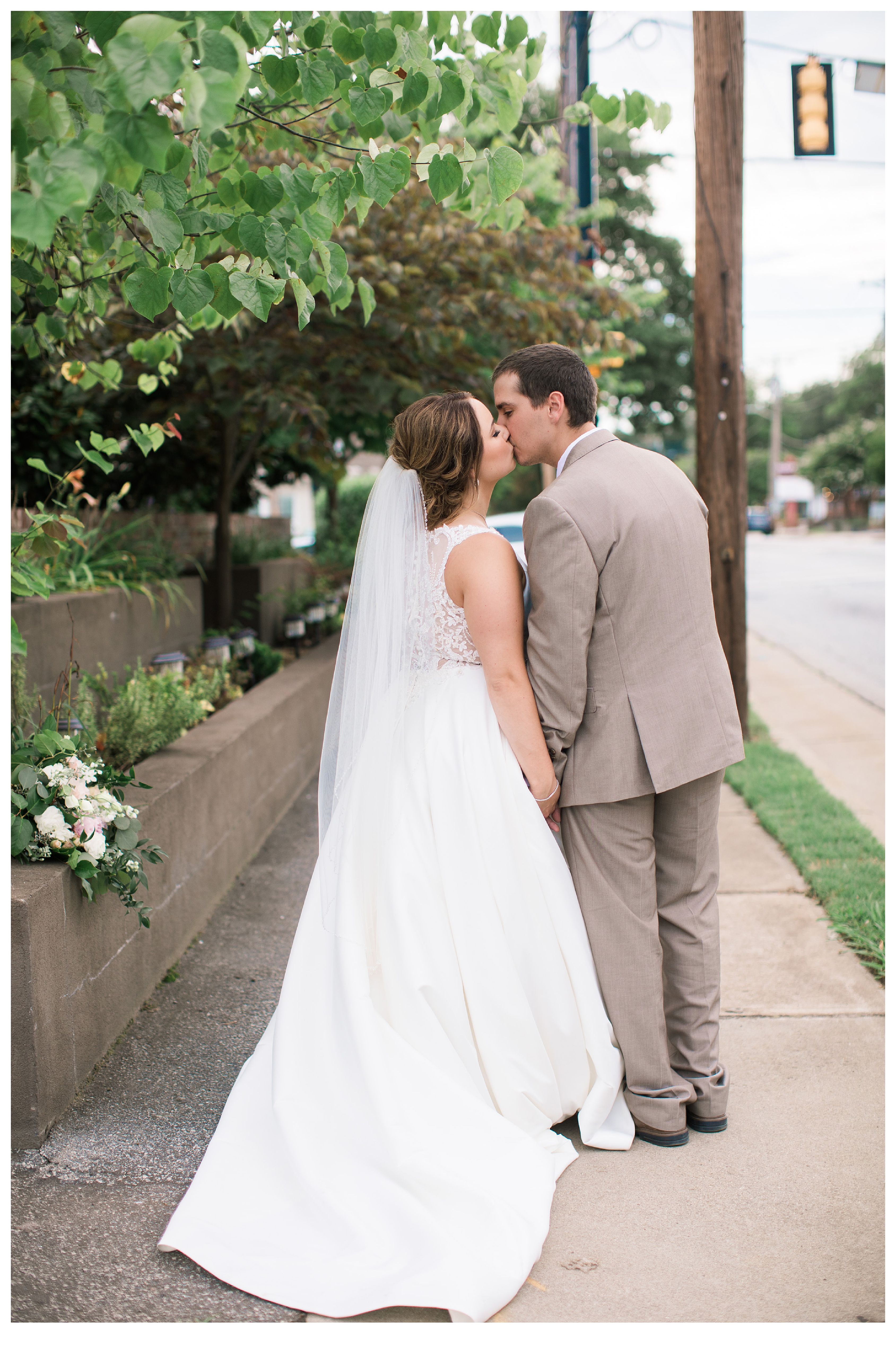 urban-bride-and-groom-photos-greenville