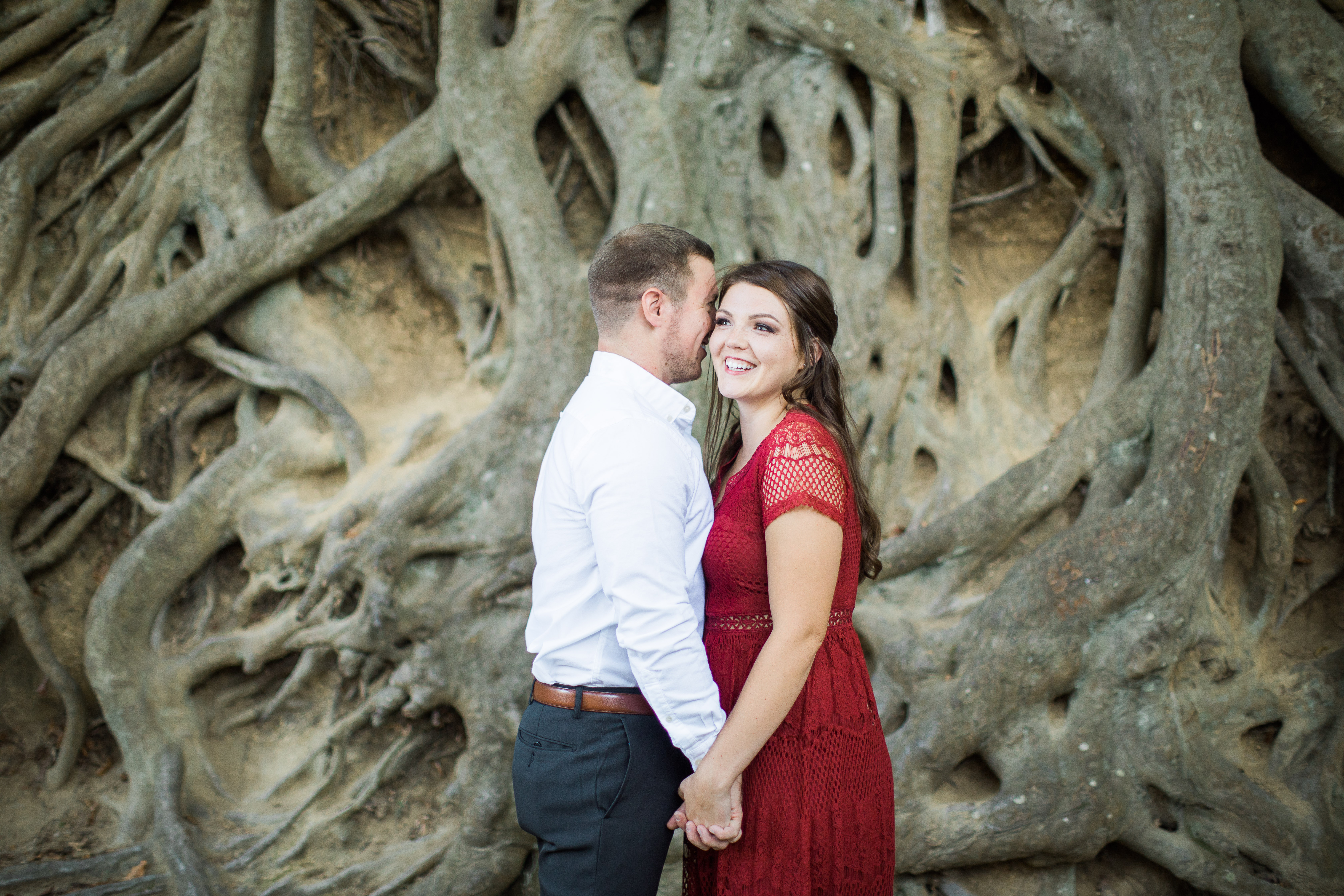 tree-roots-engagement-photos